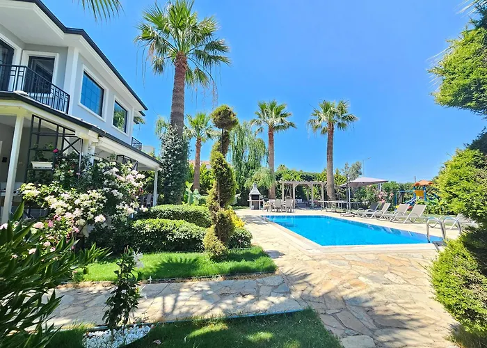 Villa Palmiye Jakuzili Bahceli Havuzlu - Ocekhomes