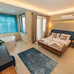 Palmiye Jakuzili Bahceli Havuzlu - Ocekhomes * Fethiye