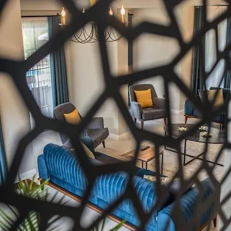 Вилла Palmiye Jakuzili Bahceli Havuzlu - Ocekhomes *