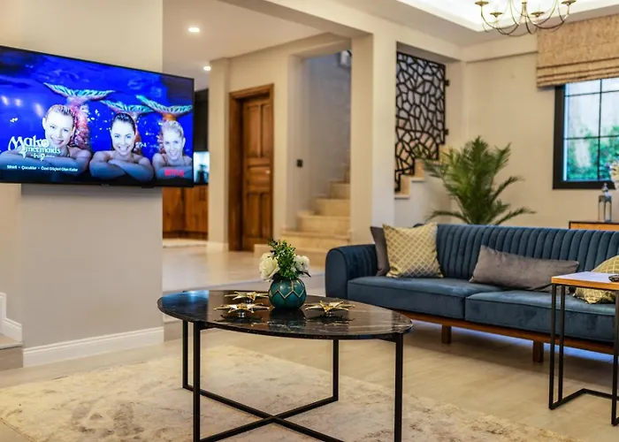 Palmiye Jakuzili Bahçeli Havuzlu - Ocekhomes * Fethiye