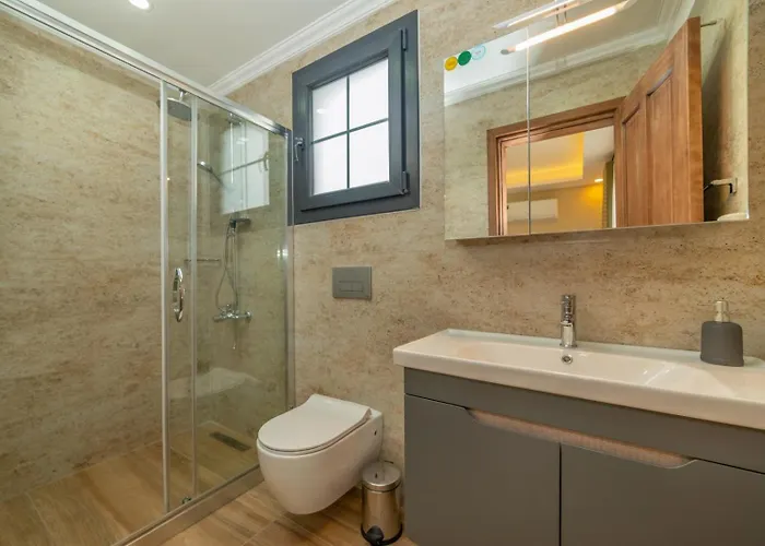 Palmiye Jakuzili Bahceli Havuzlu - Ocekhomes פאטהיה